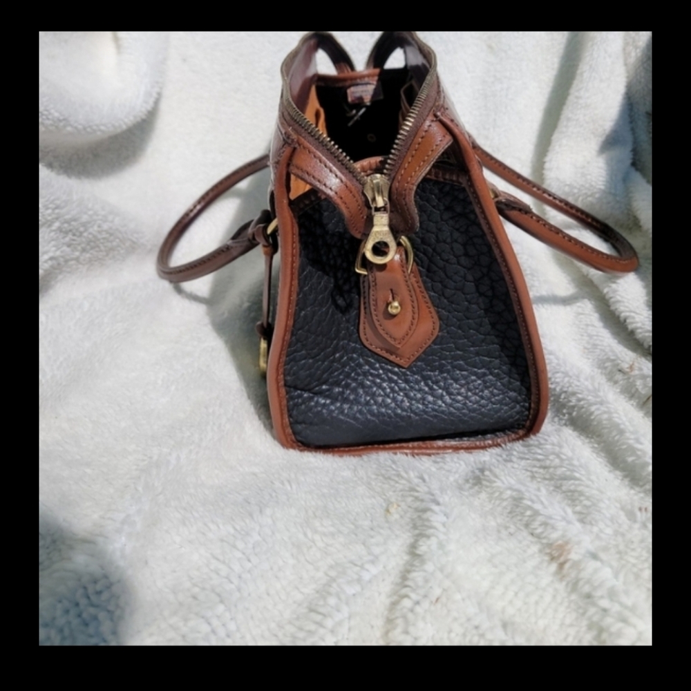 Vintage 90's Black Dooney Bourke Hand Bag Purse - Picture 6 of 10